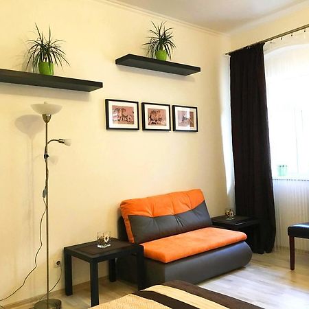 براتسيلافا Leo Apartment المظهر الخارجي الصورة
