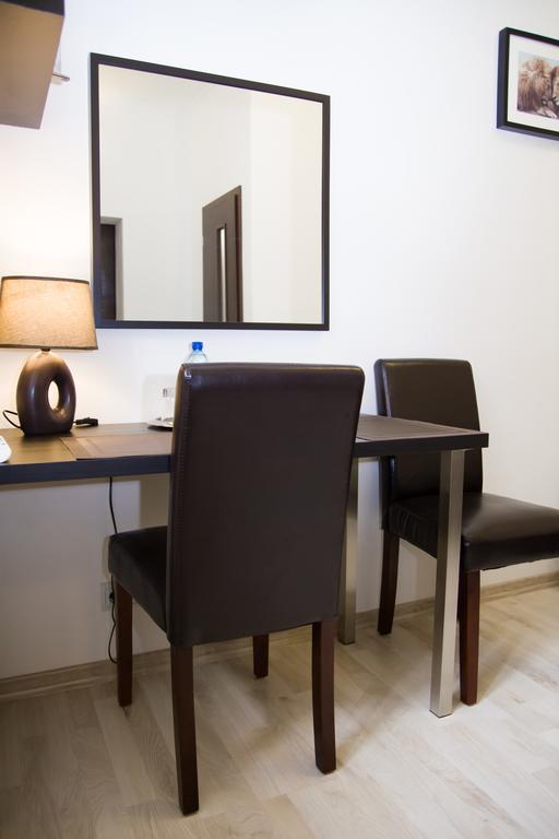 براتسيلافا Leo Apartment المظهر الخارجي الصورة