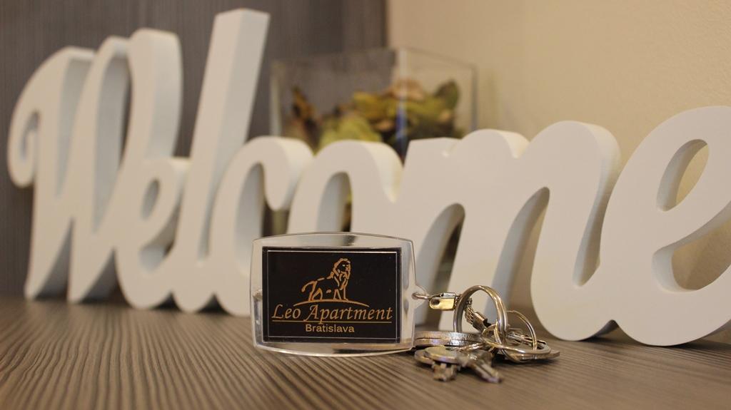 براتسيلافا Leo Apartment المظهر الخارجي الصورة