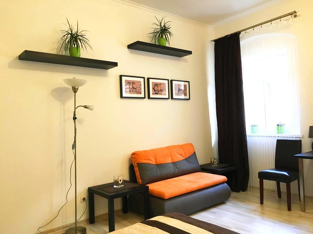 براتسيلافا Leo Apartment المظهر الخارجي الصورة